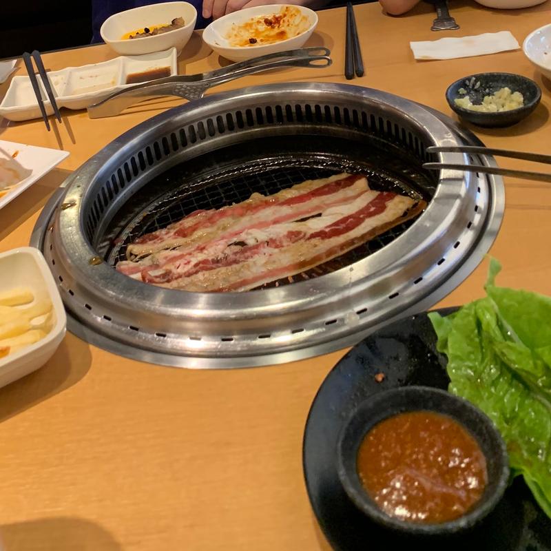 (焼肉きんぐ 春日部店)