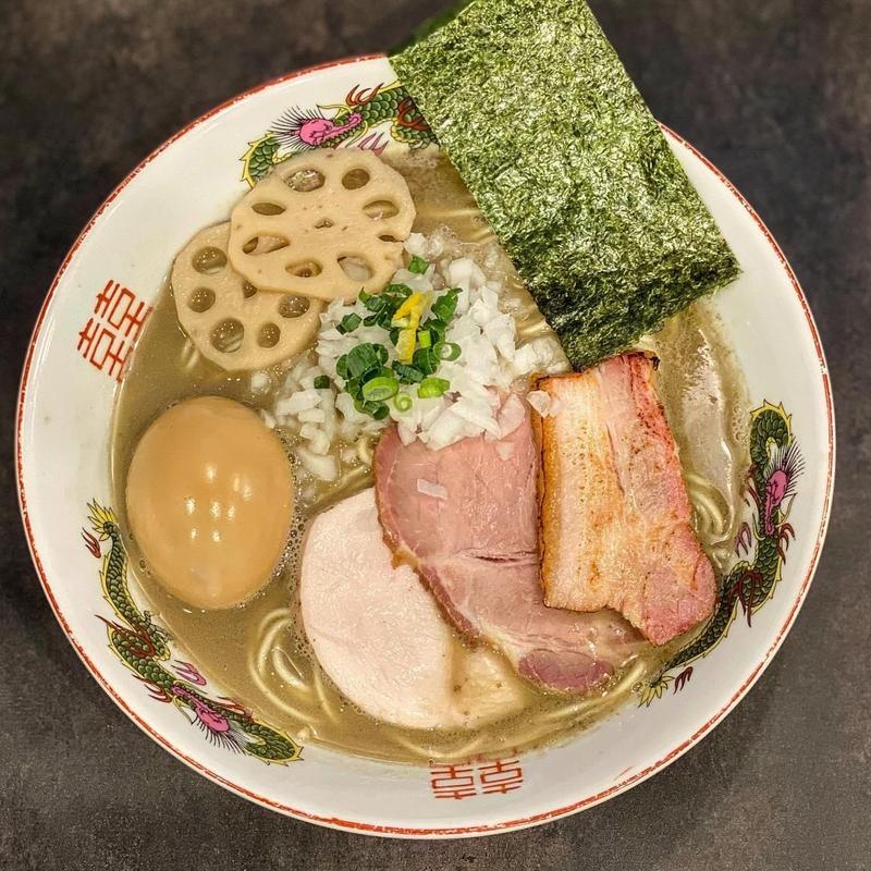 特製濃厚煮干らーめん(西永福の煮干箱)