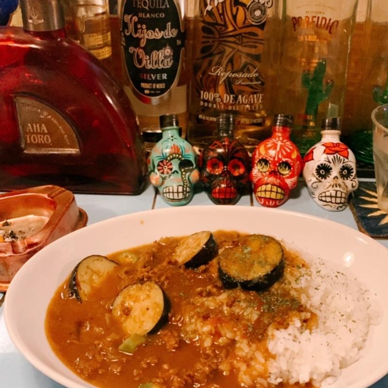 ナスとひき肉のカレー(BAR FLY)