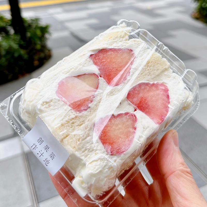 フルーツサンドいちご(築地果汁創作所 大井町店)