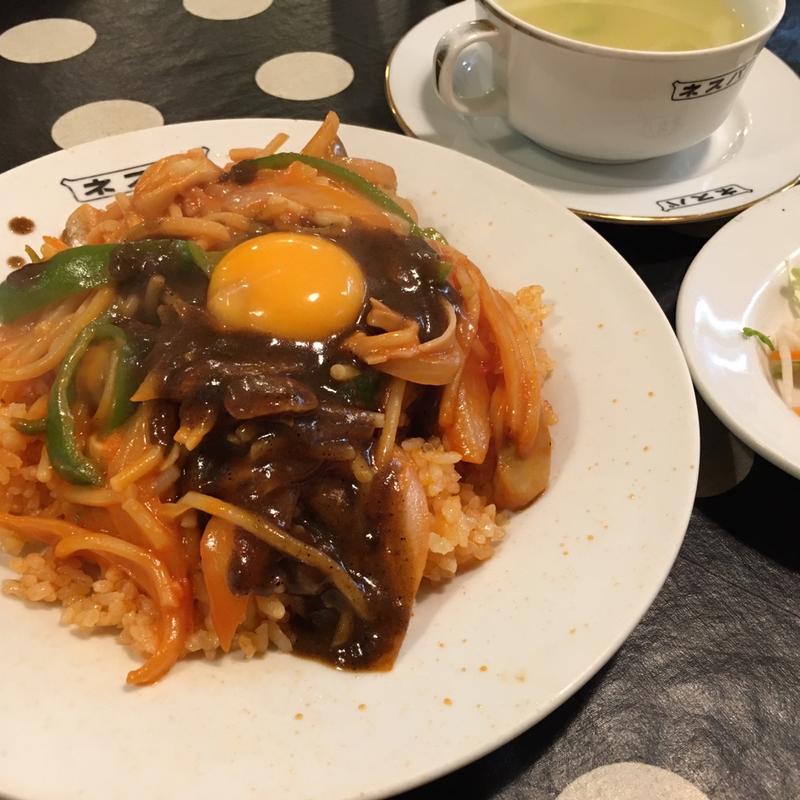 チキンライスにのっかるナポリタン(ネスパ)