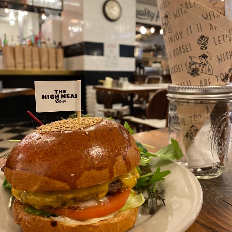 ベーコンチーズバーガー(ザ ハイミール ダイナー THE HIGHMEAL DINER 遠鉄百貨店)