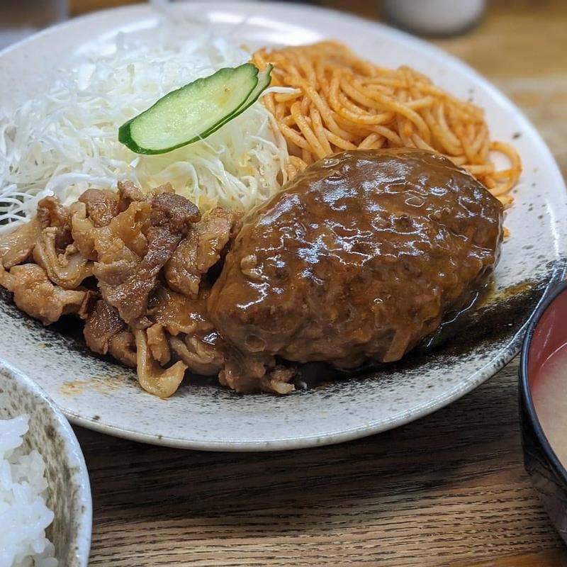 ハンバーグしょうが焼盛合せ(キッチン グラン )