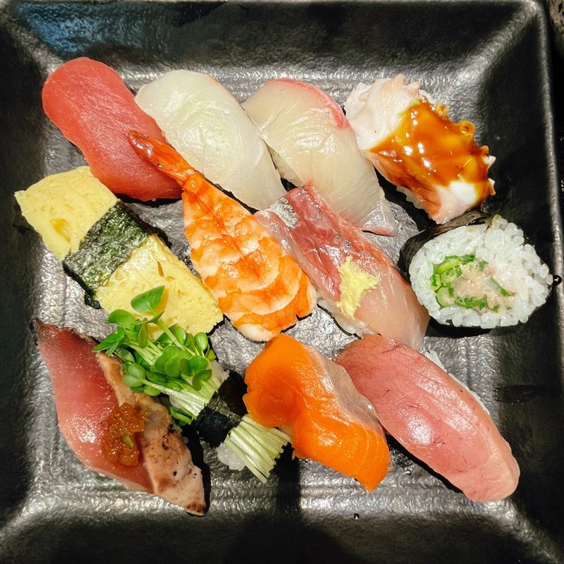 十二貫盛り(立ち寿し しおや)