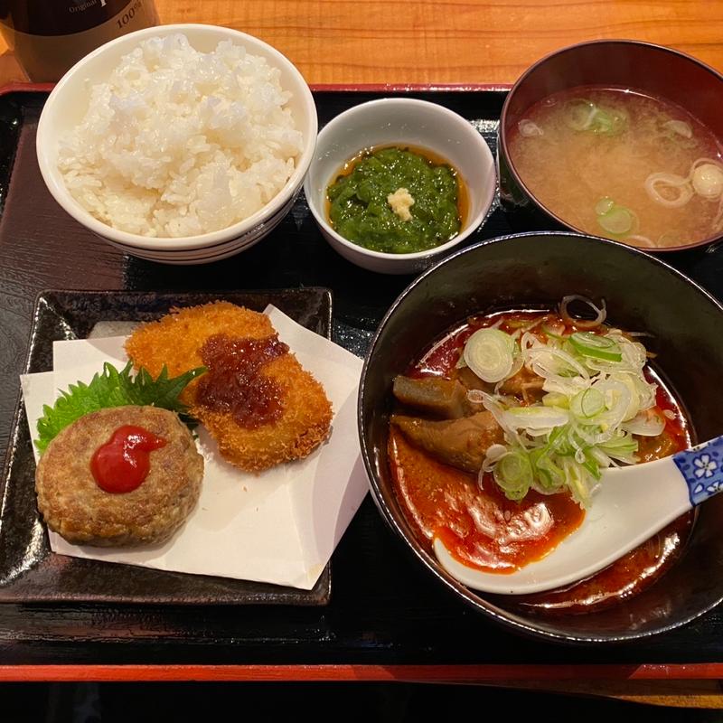 もつ煮込み定食(仙台銀座 キンタロウ)