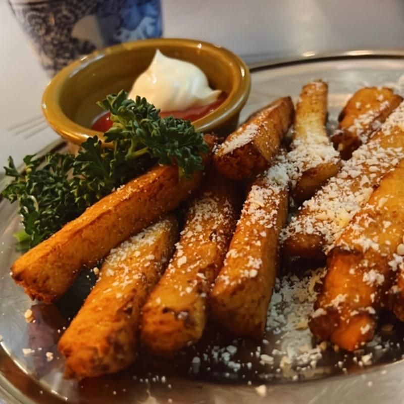 大きなポテトフライ(食堂 岩亀 -gan亀)