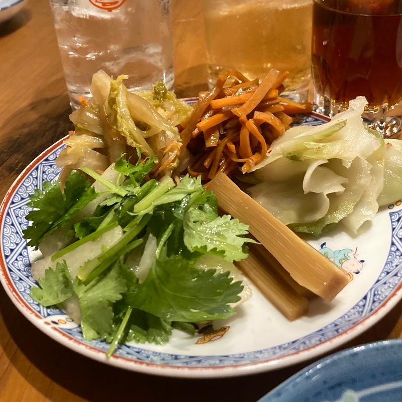 前菜盛り合わせ（一人前）(立ち呑み×ほどよい中華 ちゅうかなやま)