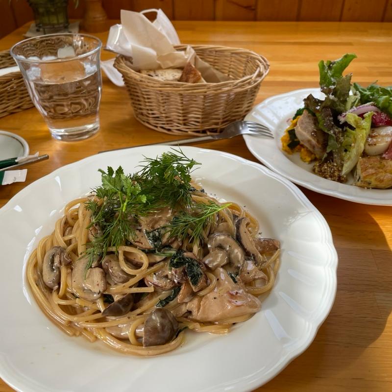 きのこのクリームパスタ(ペニーレーン)