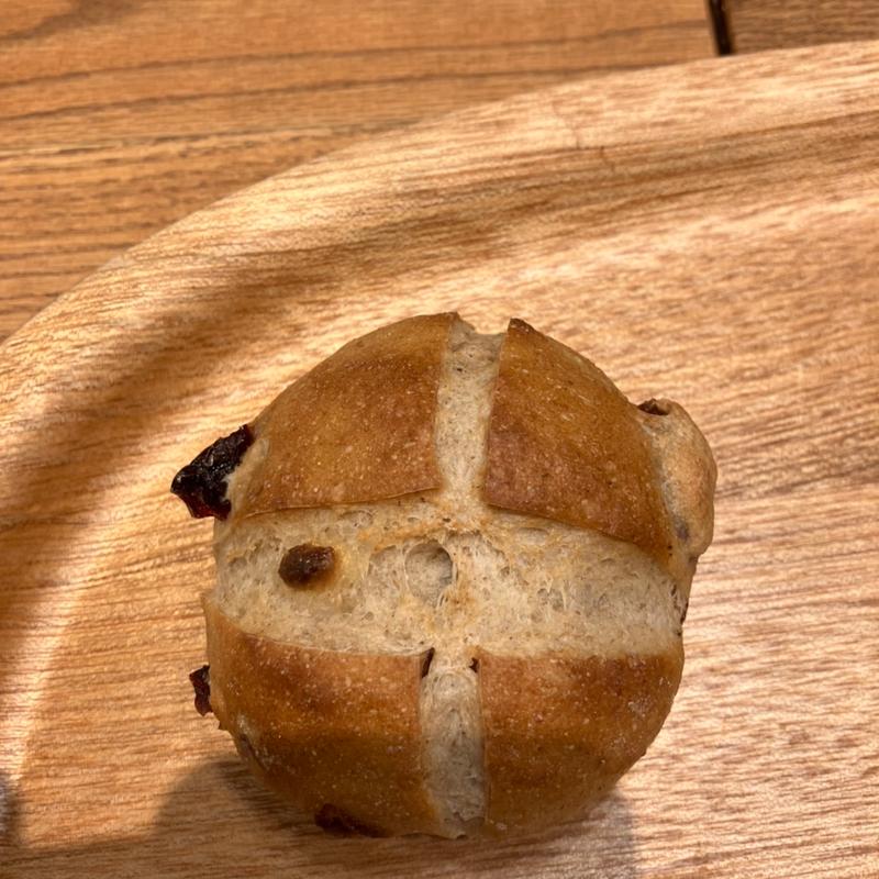 いちごといちじくのカンパーニュ(BOUL'ANGE(ブール アンジュ) 大同生命札幌ビル店)