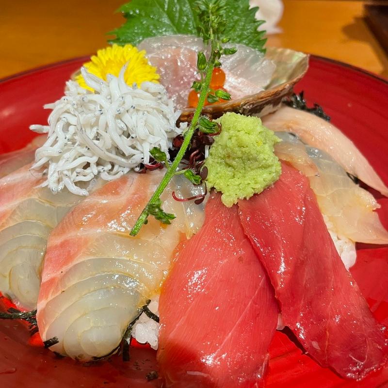 地魚海鮮丼(魚力食堂 ラスカ小田原店)
