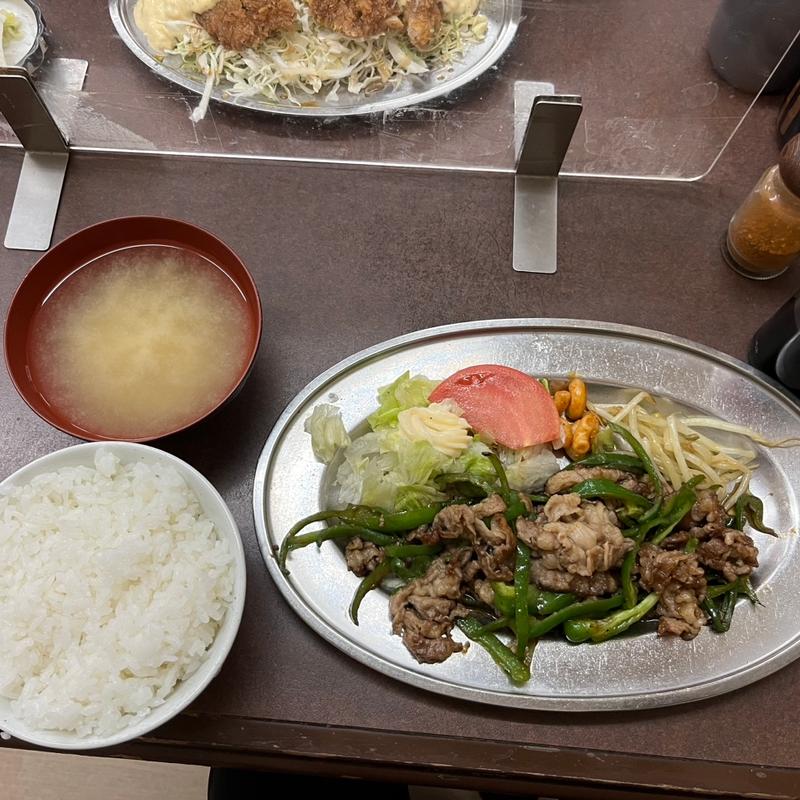 牛肉ピーマン炒め定食(おすず)