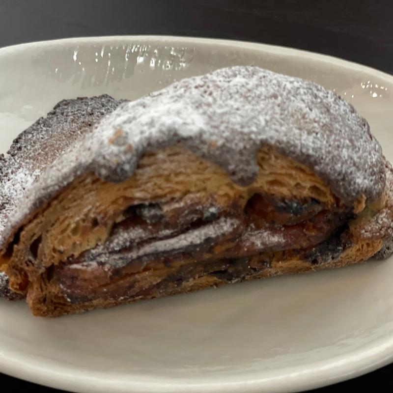 アプリコットクロワッサン(THE CITY BAKERY グランベリーパーク)