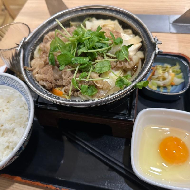 牛すき鍋膳(吉野家 京都洛北店)