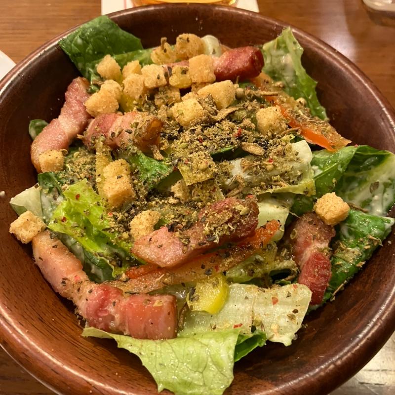 ロメインレタスのスパイスシーザーサラダ(ビヤホールライオン狸小路店)