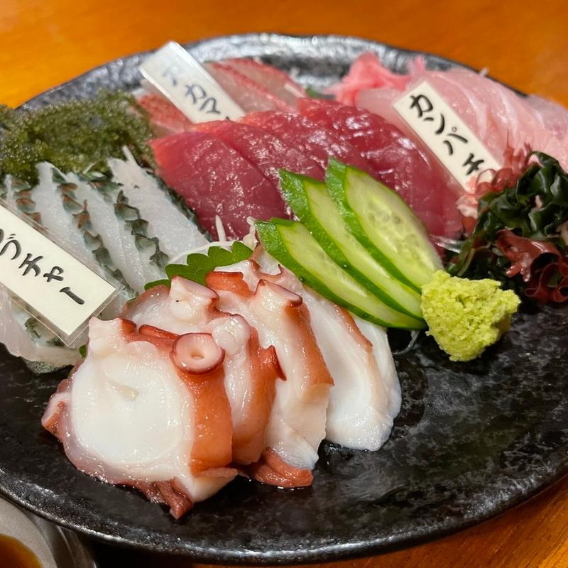 刺身の盛り合わせ(あずさ丸)