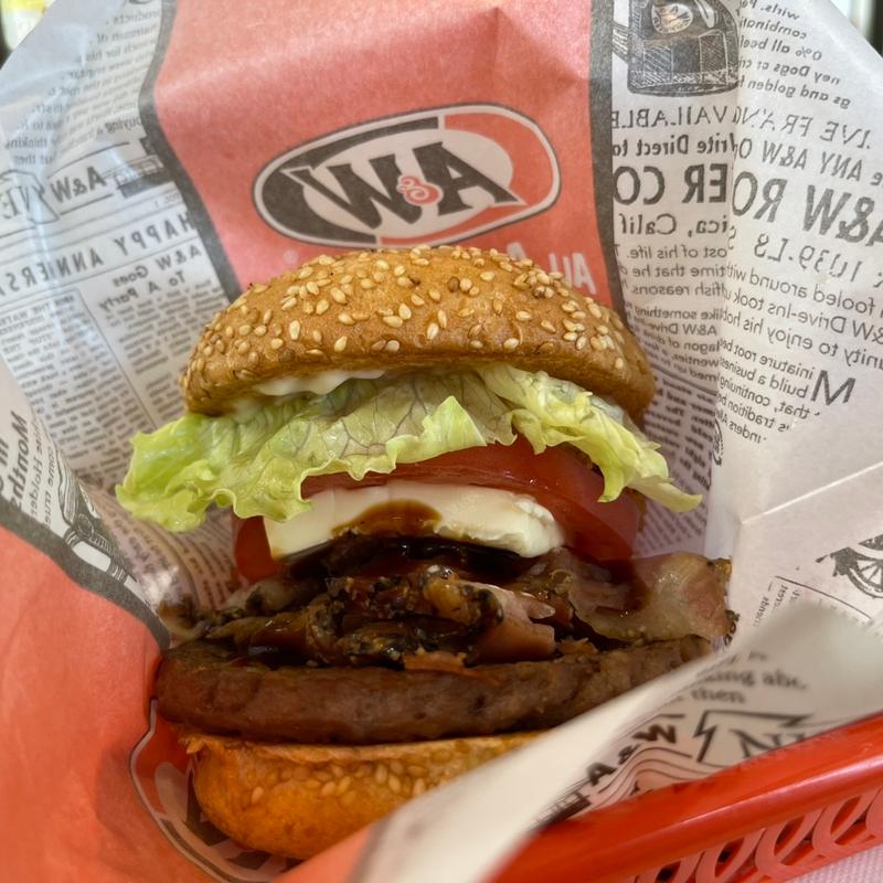 ザA&Wバーガー(A＆W 石垣店 （エイアンドダブリュ）)