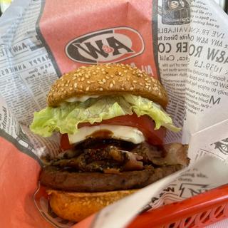 ザA&Wバーガー(A＆W 石垣店 （エイアンドダブリュ）)