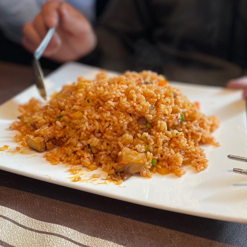 食べるラー油炒飯(紫禁城 （しきんじょう SHI-KIN-JOU）)