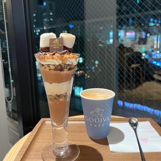 GODIVA チョコレート＆マシュマロパフェ(GODIVA cafe Iidabashi)