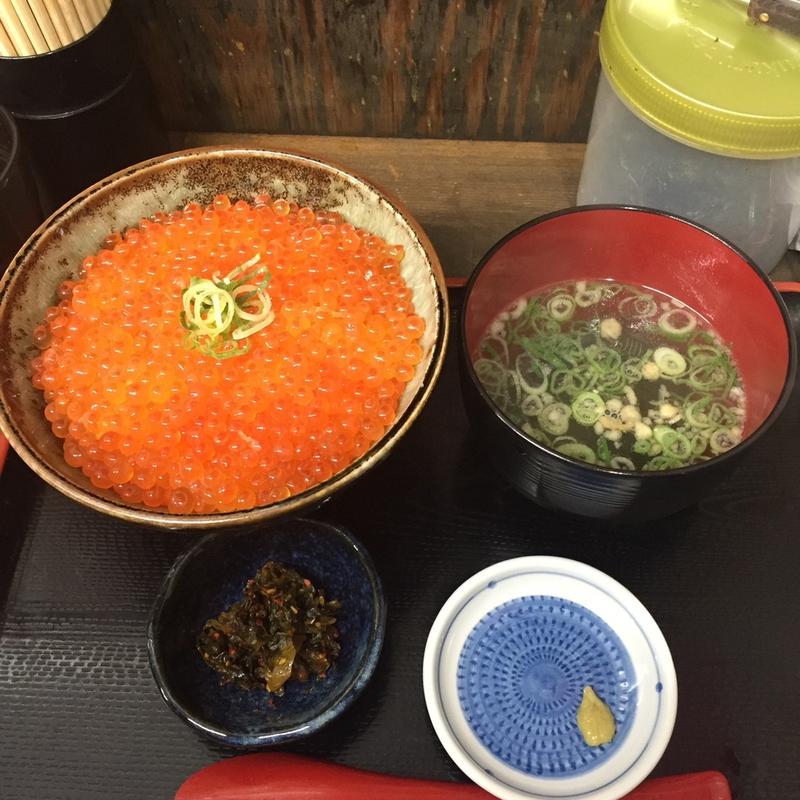 生いくら丼(いくら家 丼)