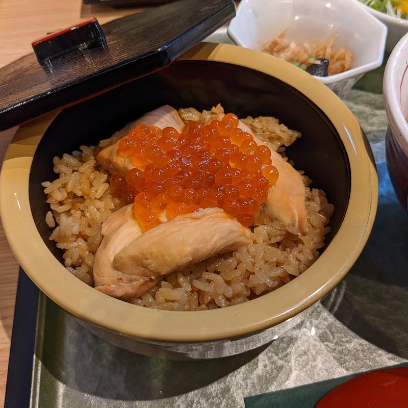 はらこ飯ハーフ(旬魚・鮨の店 あら浜 あすと長町店)