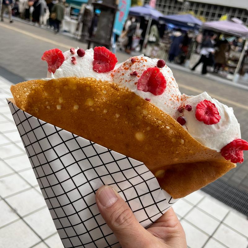 フランボワーズのビジュー( FOREST GREEN CREPE&BAKE  枚方店)