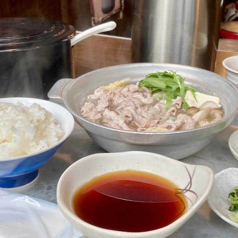 水炊き(なべ料理 よし富)