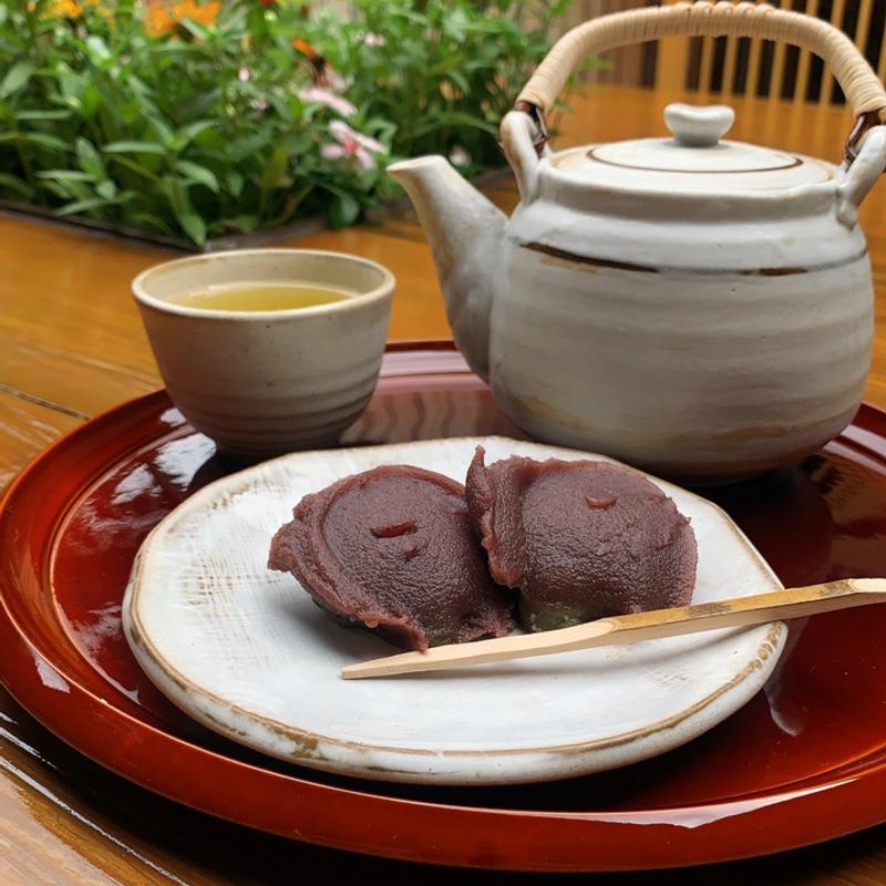 せん茶と中将餅(中将堂本舗 )