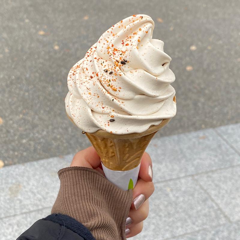 みそソフト(山本屋総本家 金シャチ横丁店)