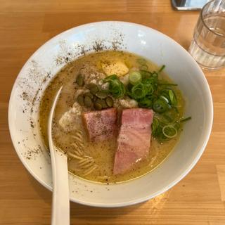 (ラーメン白（はく）)