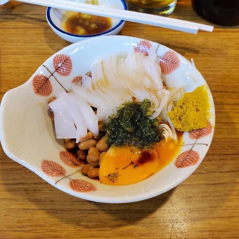 イカ納豆(餃子ノ酒場 太陽 ホエール 横浜駅前店)