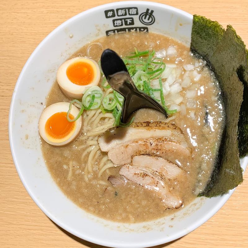 極濃豚骨らーめん小僧 最強濃度禁断スペシャル(#新宿地下ラーメン)