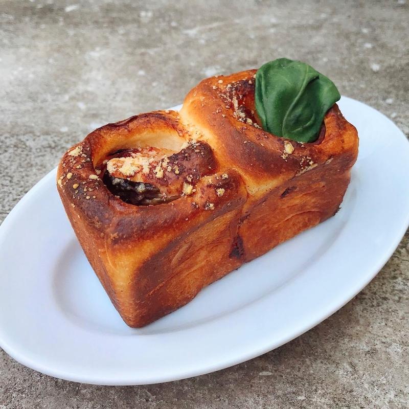 焼きなすとベーコン(パンとエスプレッソと)