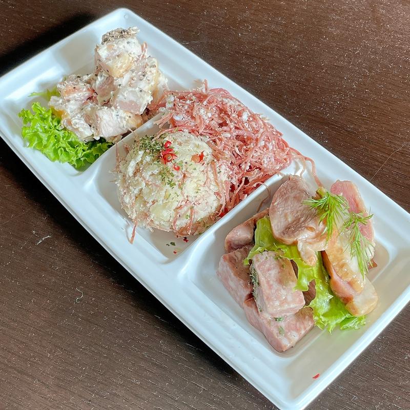 おつまみプレート(千駄木腰塚 東武池袋店)