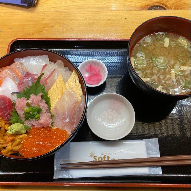 特上海鮮丼(海食亭むつわん)