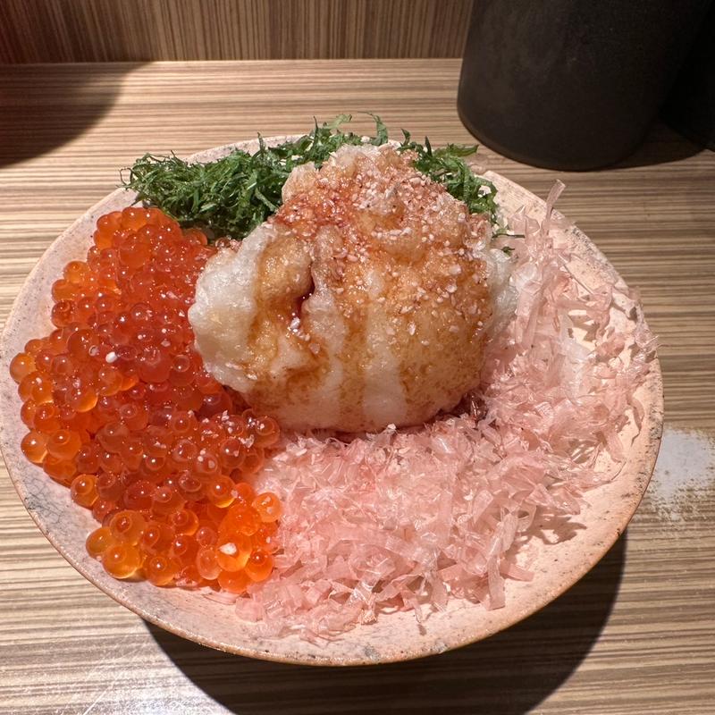 いくら温玉天ご飯(本町製麺所 本店 )