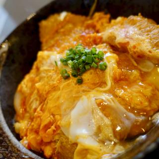 カツ丼プレミアム卵とじ(タノシ ジャパニーズ タパス アンド サケ バー)