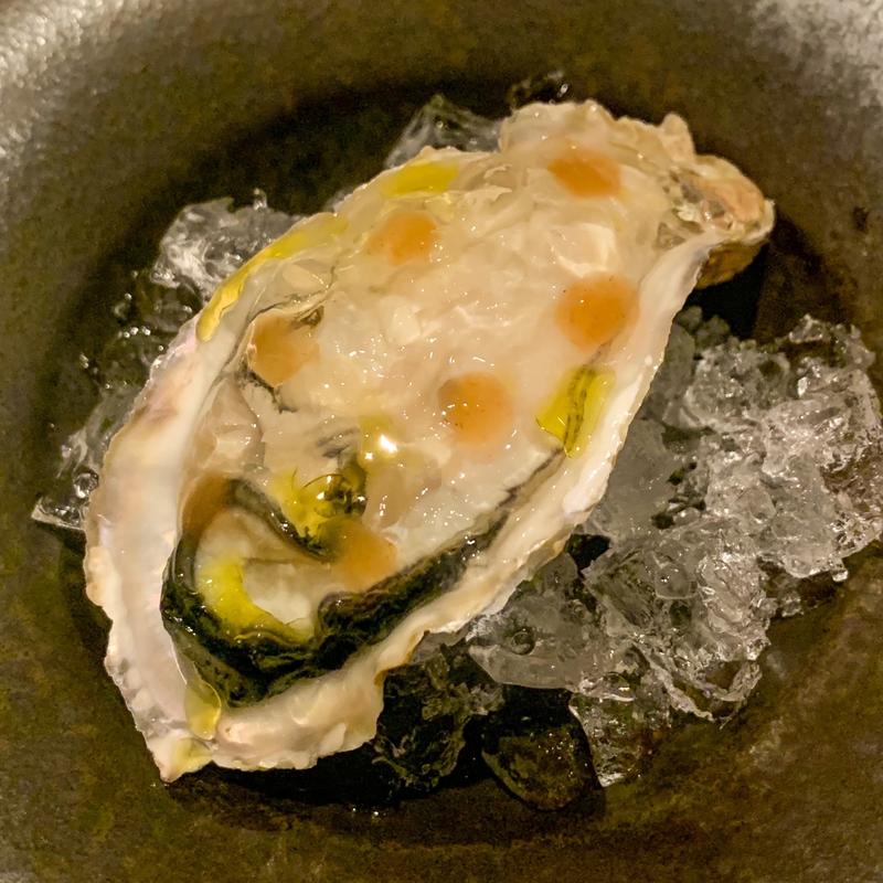 生牡蠣 潮ジュレ(CILQ -シルク- 表参道)