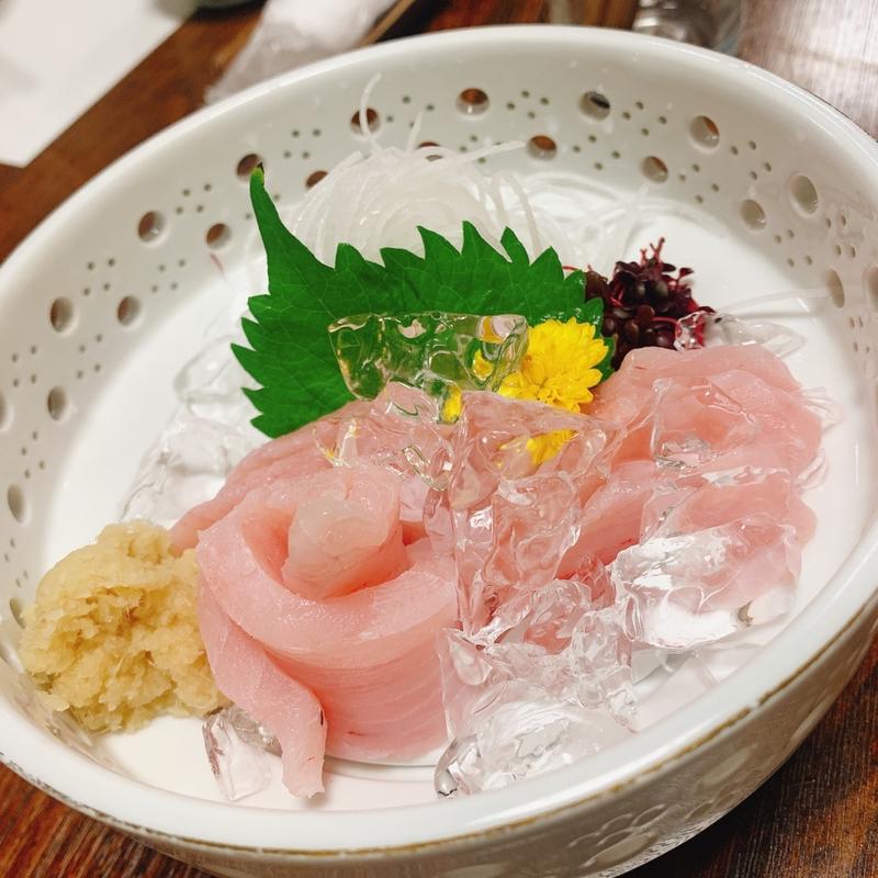 ワニ刺身(森新 )