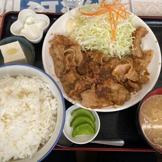 にんにくロース焼肉定食(米倉食堂)