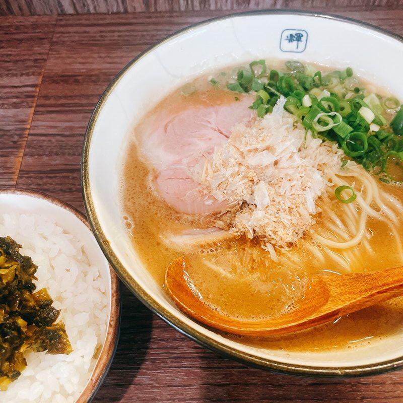 ラーメン(麺や輝 淡路店 )