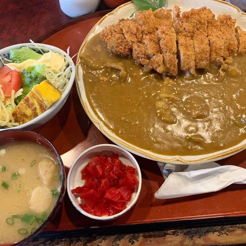 カツカレー(味納(カツ丼))
