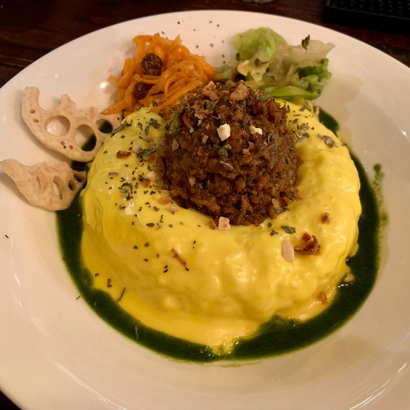 薬膳チーズキーマカレー(銀座しんのう)