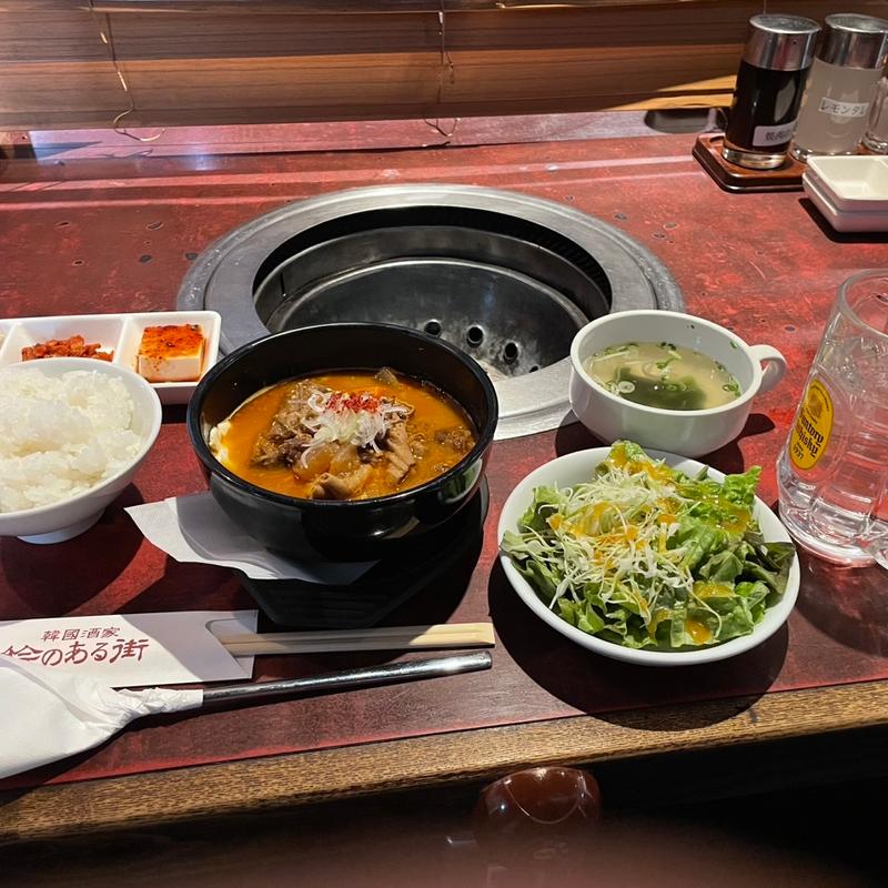 牛すじ&ホルモン煮込みランチ(絵のある街 上野店)