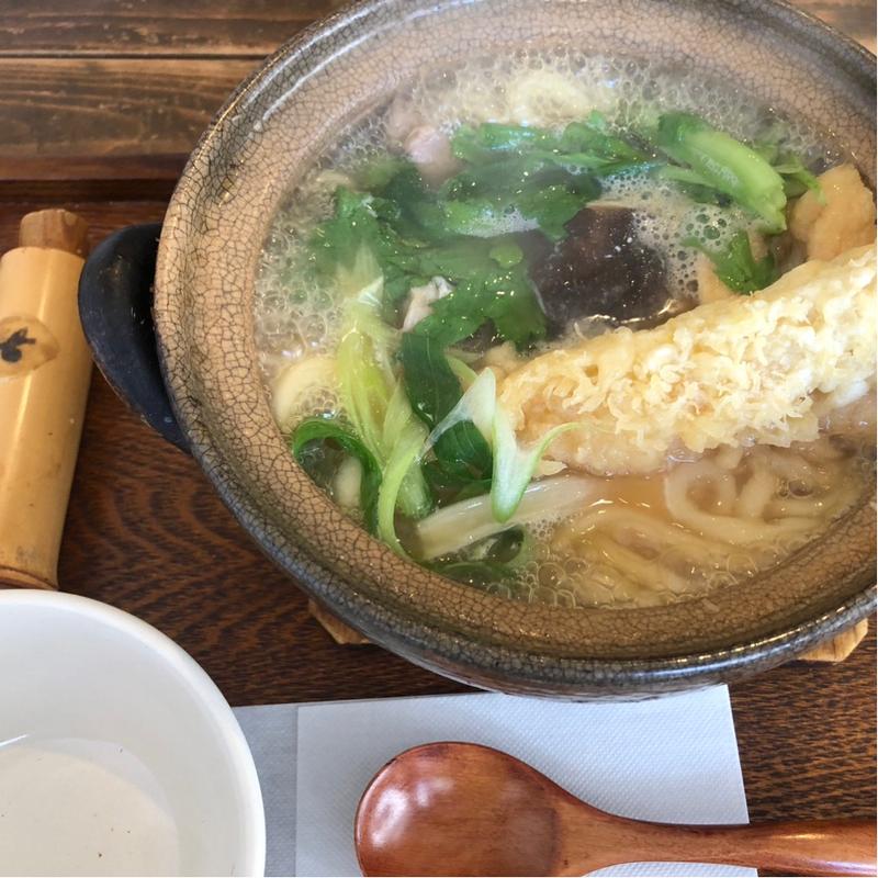 なべやきうどん(うどん あおい)