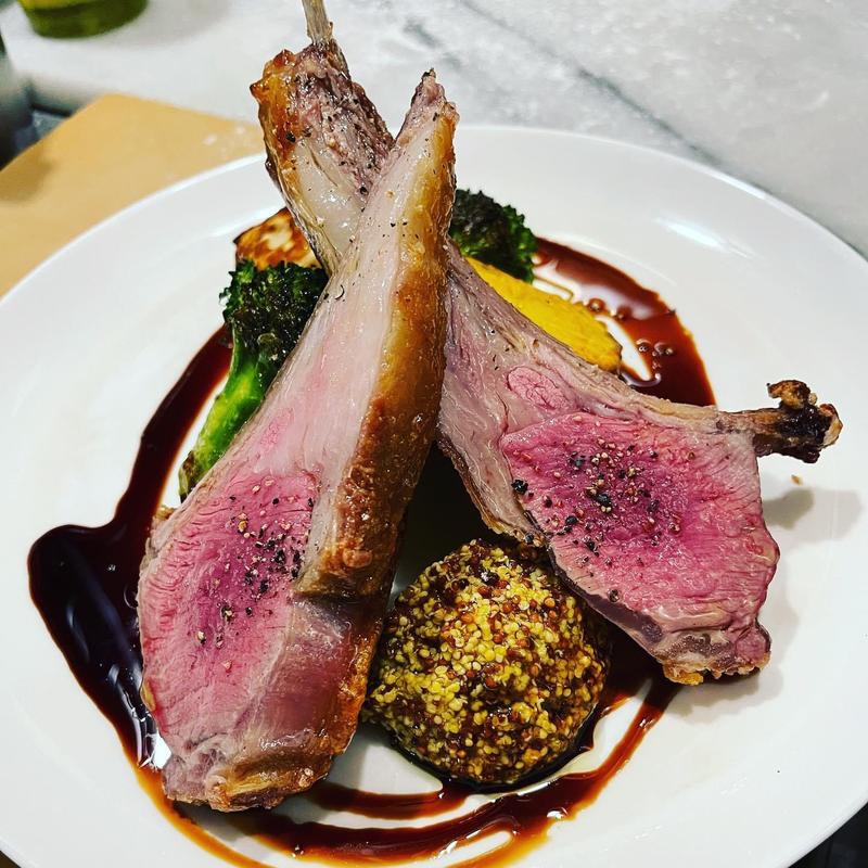 子羊のロースト(レストラン ボンジョリーナ 高円寺)