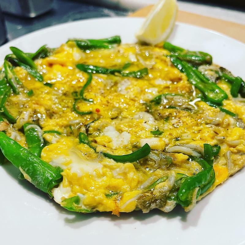 しらすとししとうのフリッタータ(レストラン ボンジョリーナ 高円寺)