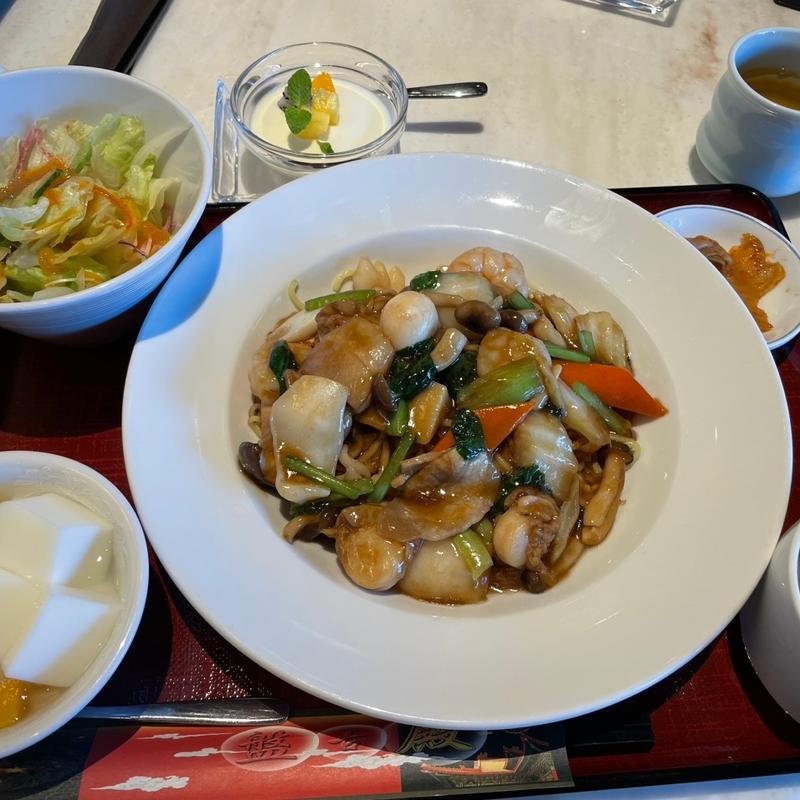 五目焼きそば(中国料理 盤古殿 馬車道TERRACE店)