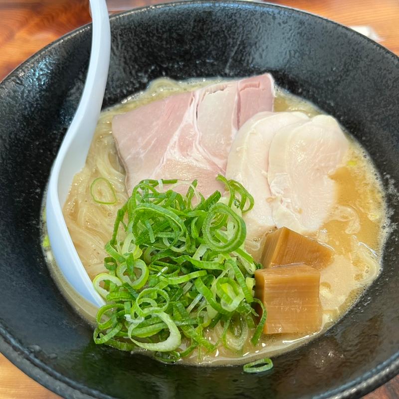 生醤油白湯らぁめん(らぁめん 麺屋秀)