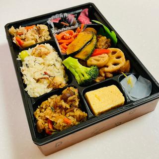 米八特製黒酢のチキン野菜和え弁当(おこわ米八 アトレ吉祥寺店)
